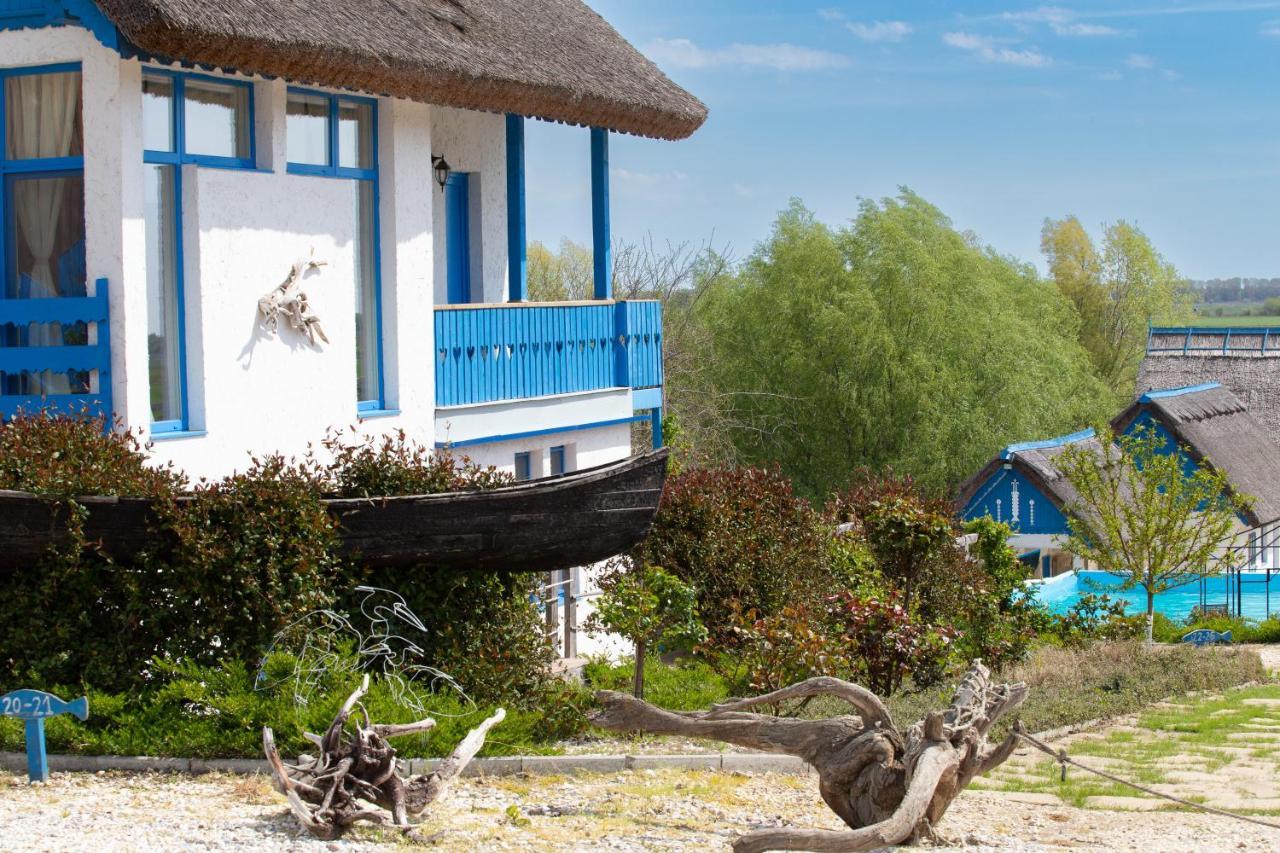 Nena Art Resort Dunavatu de Jos ภายนอก รูปภาพ