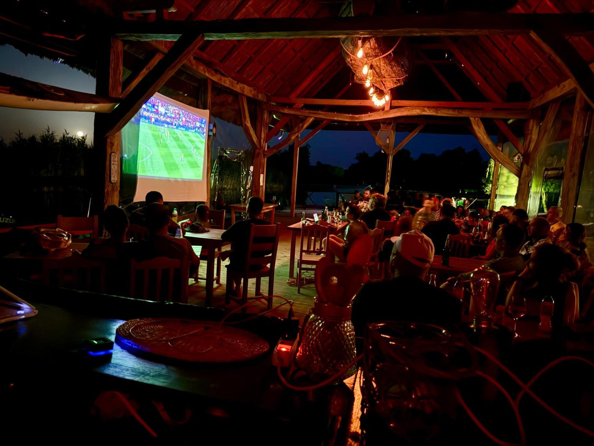 Nena Art Resort Dunavatu de Jos ภายนอก รูปภาพ
